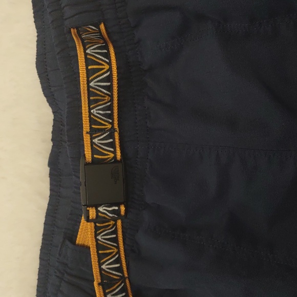 THE NORTH FACE SHORT. - Picture 5 of 14